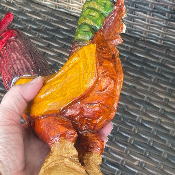 Hand Carved Wooden Rooster Figurine Chicken Folk Art Painted Vintage Decor - Picture 5 of 11